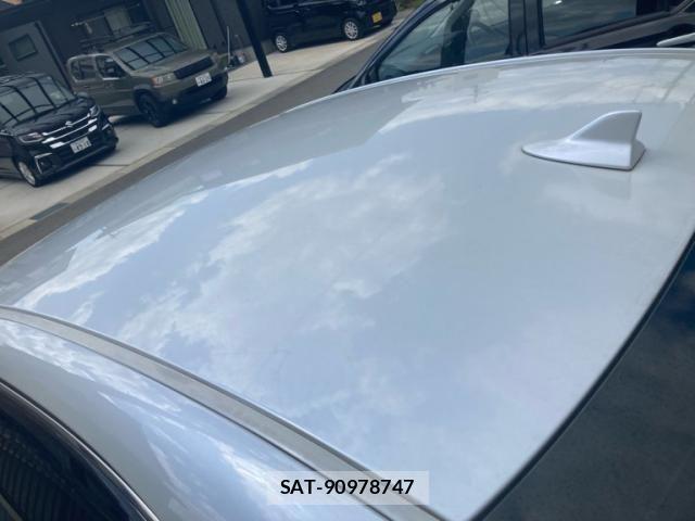 Lexus IS 2006-04 8883841-2