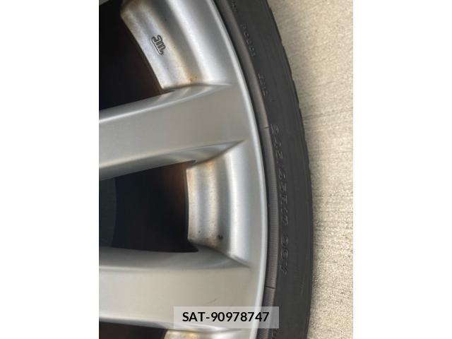 Lexus IS 2006-04 8883841-5