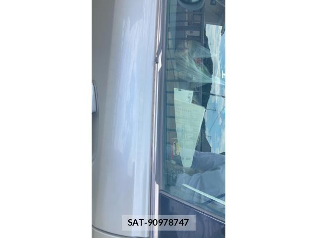 Lexus IS 2006-04 8883841-6