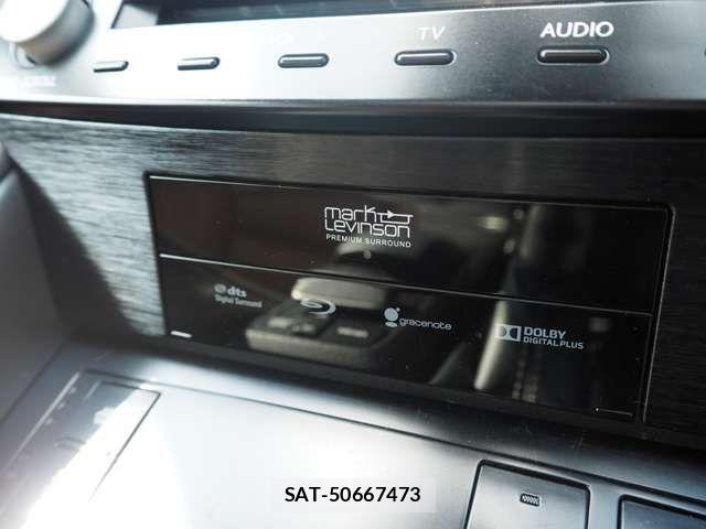 Lexus IS 2013-06 7328013-11