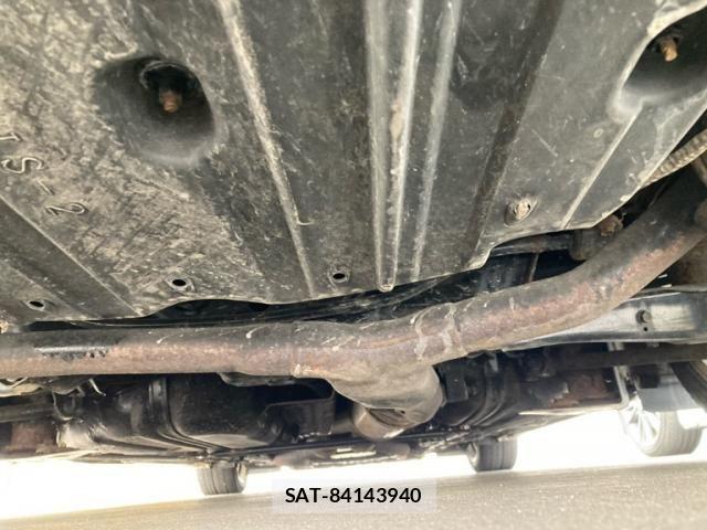 Lexus IS 2005-11 7617637-23