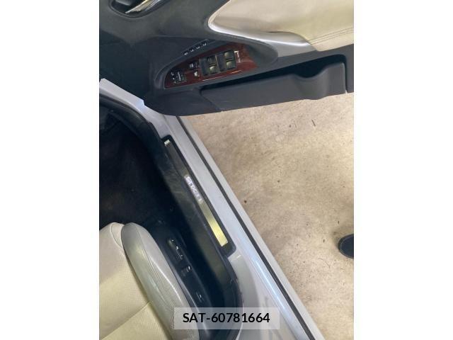 Lexus IS 2008-04 7617636-17