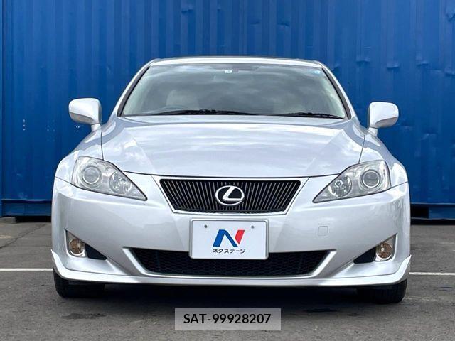 Lexus IS 2007-01 7725042-13