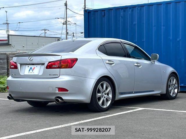 Lexus IS 2007-01 7725042-16