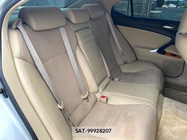 Lexus IS 2007-01 7725042-8