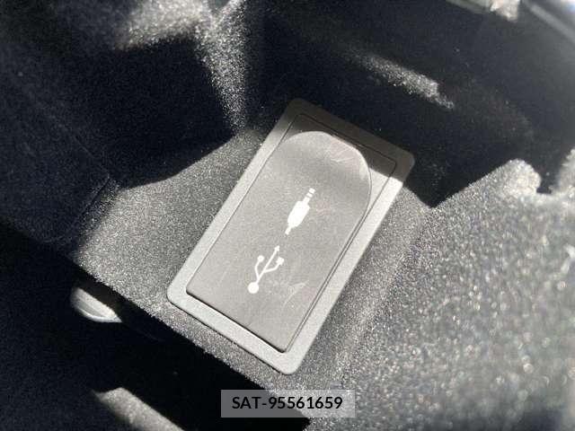 Lexus IS 2013-07 8208357-12