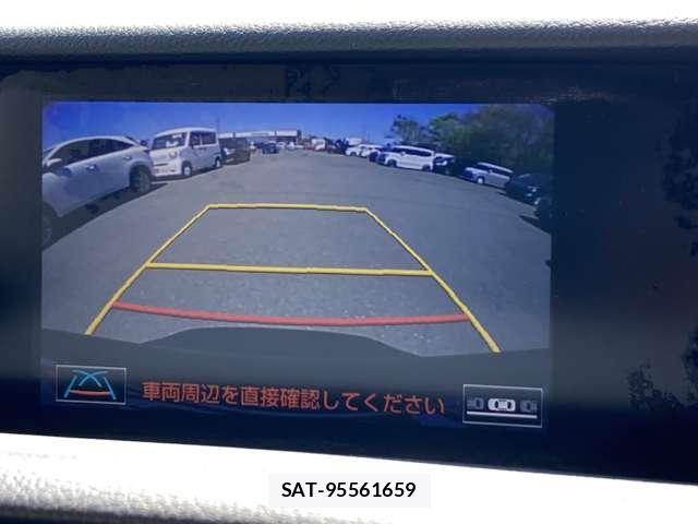 Lexus IS 2013-07 8208357-8