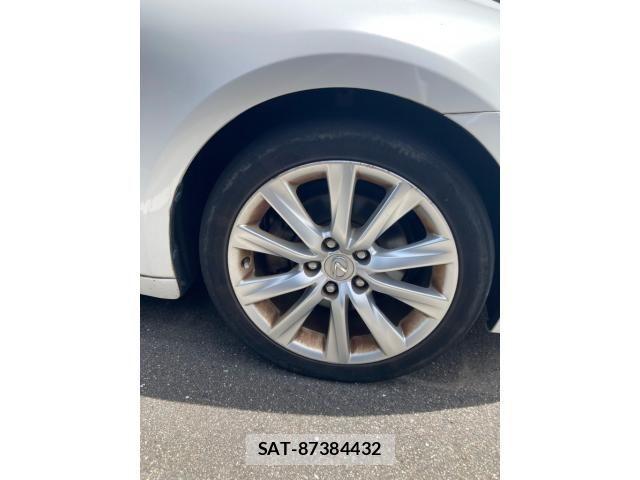 Lexus IS 2013-11 8366712-4