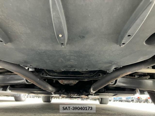 Lexus IS 2013-11 8780847-12