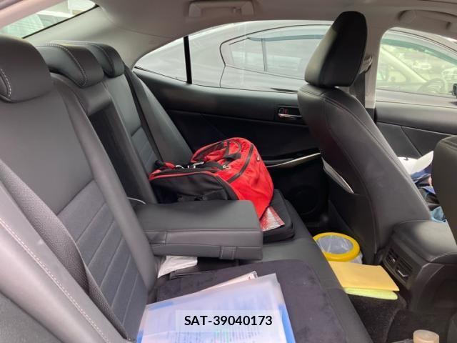 Lexus IS 2013-11 8780847-18