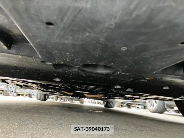 Lexus IS 2013-11 8780847-5