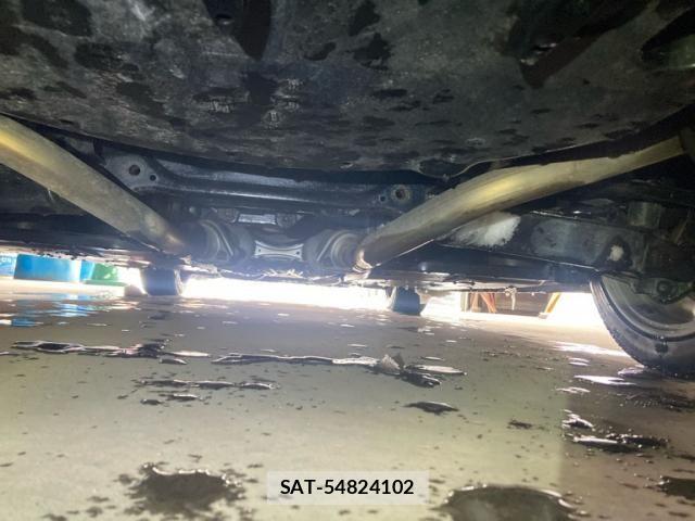 Lexus IS 2014-07 8880493-11