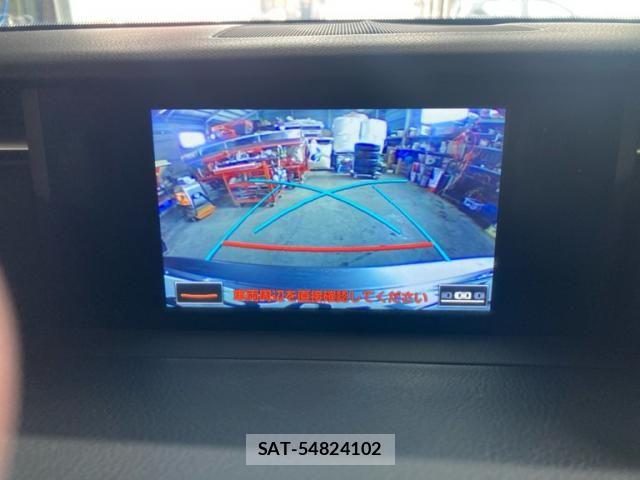 Lexus IS 2014-07 8880493-28