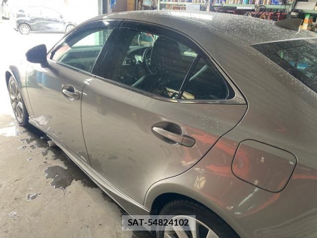 Lexus IS 2014-07 8880493-7