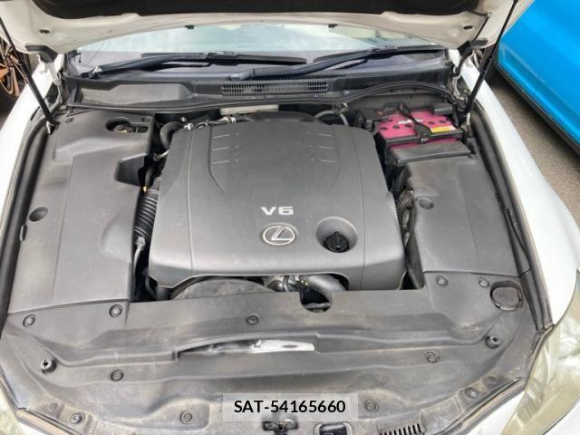 Lexus IS 2007-05 8880494-13
