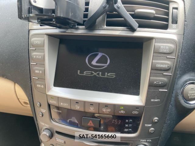 Lexus IS 2007-05 8880494-23