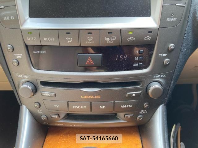 Lexus IS 2007-05 8880494-25