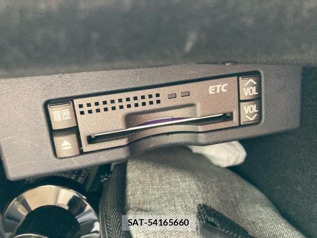 Lexus IS 2007-05 8880494-28