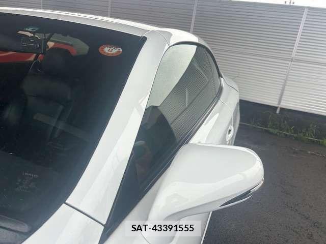 Lexus IS 2014-02 2081758-15