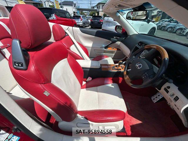Lexus IS 2009-09 6672259-11