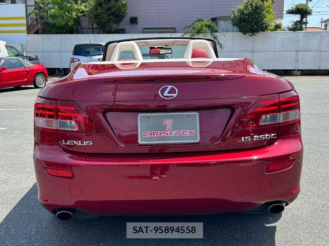 Lexus IS 2009-09 6672259-21
