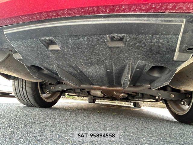Lexus IS 2009-09 6672259-25