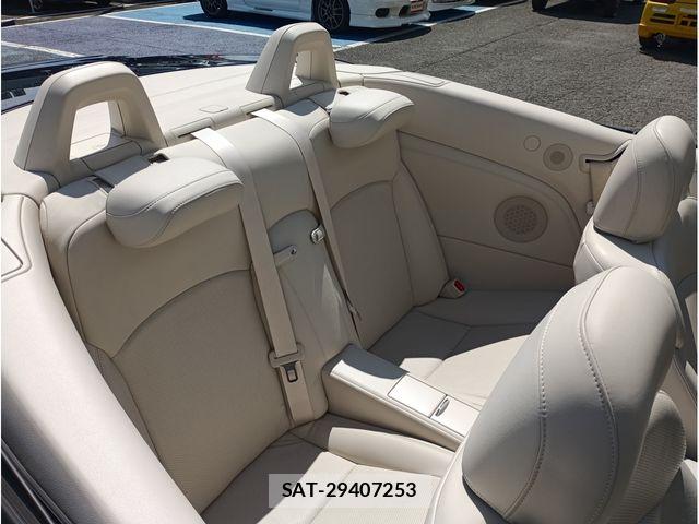 Lexus IS 2010-12 6752230-12