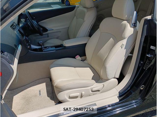 Lexus IS 2010-12 6752230-19