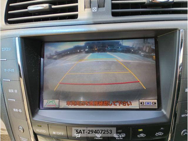 Lexus IS 2010-12 6752230-24