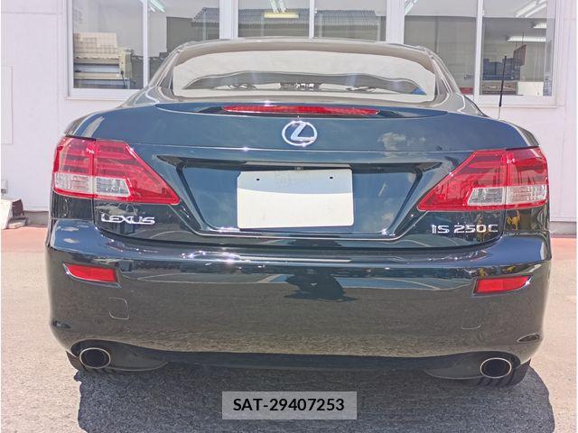 Lexus IS 2010-12 6752230-3