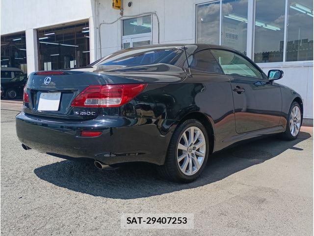 Lexus IS 2010-12 6752230-4