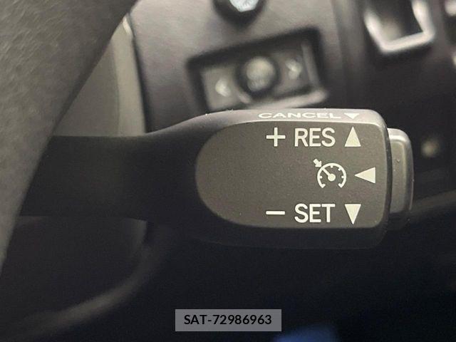 Lexus IS 2009-10 7251313-4