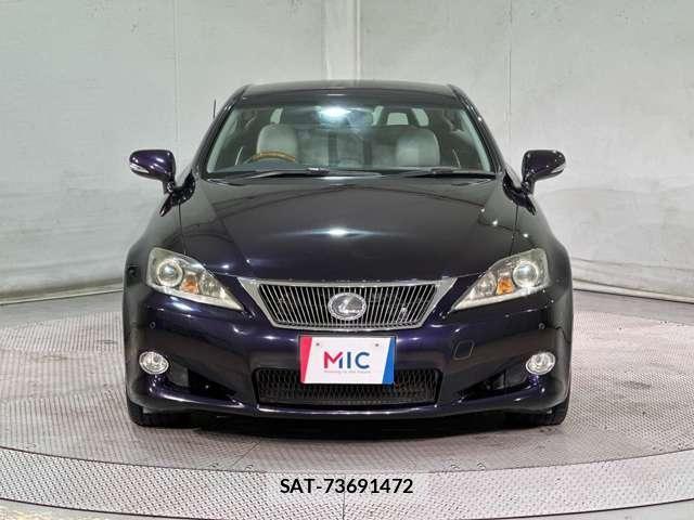 Lexus IS 2011-09 7455381-9