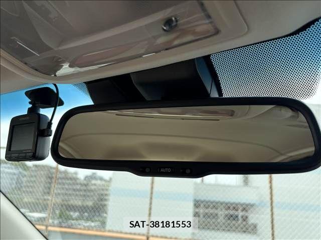 Lexus IS 2009-09 7455382-12