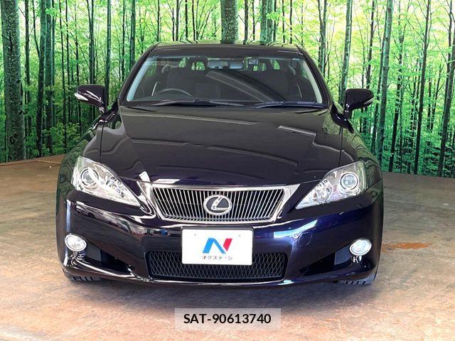 Lexus IS 2009-07 7786460-13