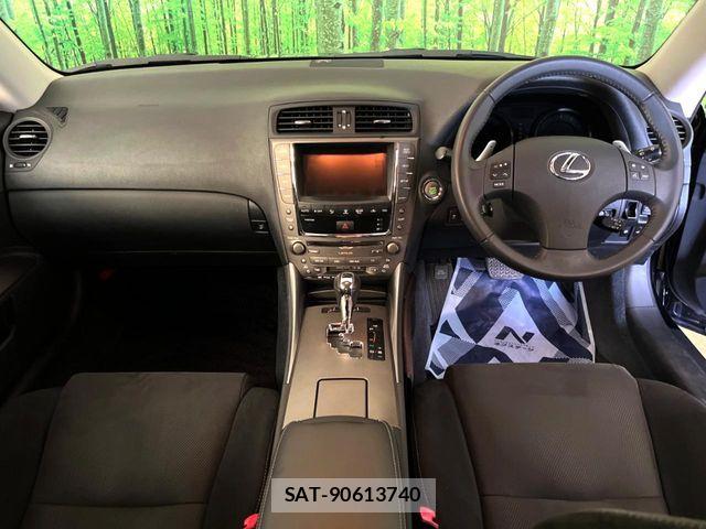 Lexus IS 2009-07 7786460-1