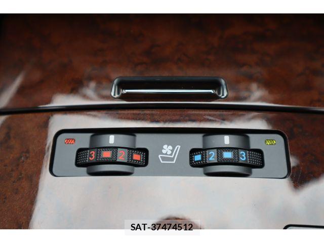 Lexus IS 2011-10 7902847-16