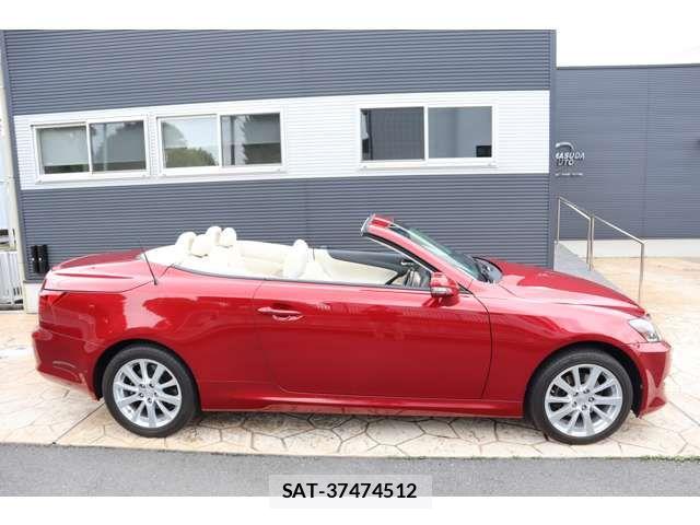 Lexus IS 2011-10 7902847-3