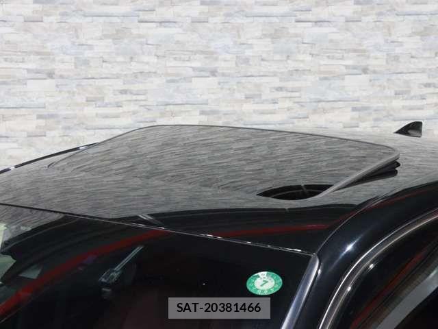 Lexus IS 2020-12 2299518-12