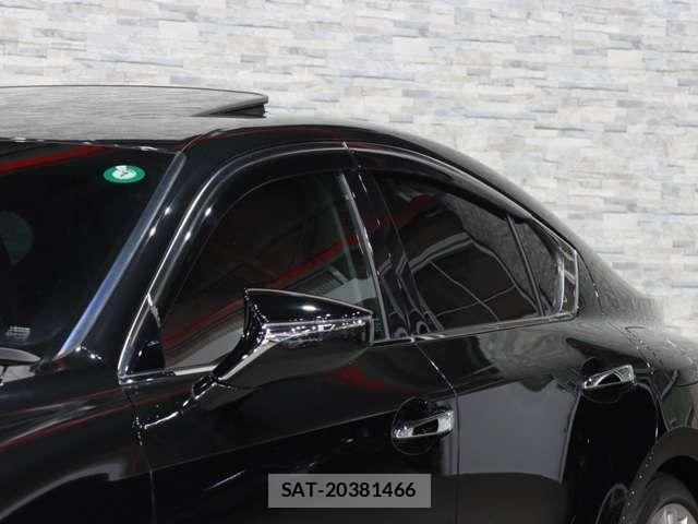 Lexus IS 2020-12 2299518-13