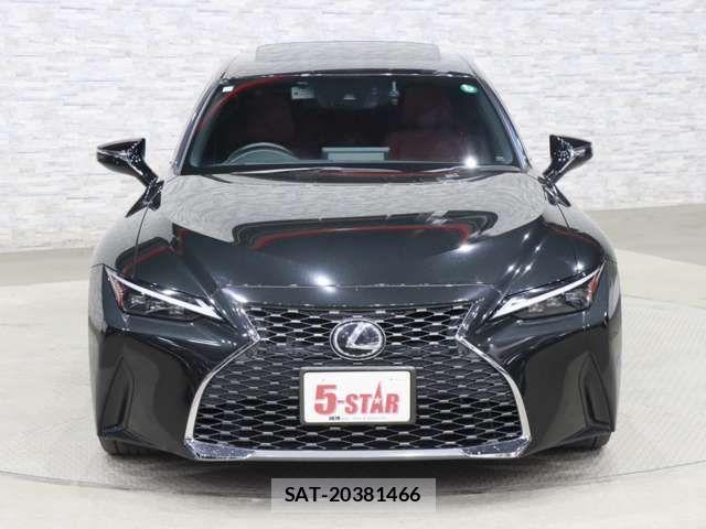 Lexus IS 2020-12 2299518-6