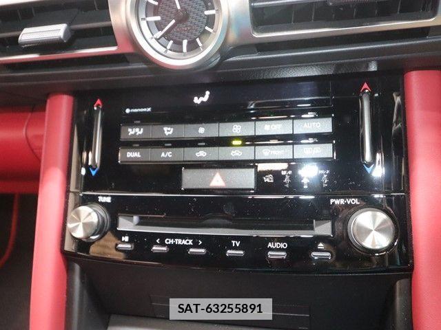 Lexus IS 2021-05 2962849-15