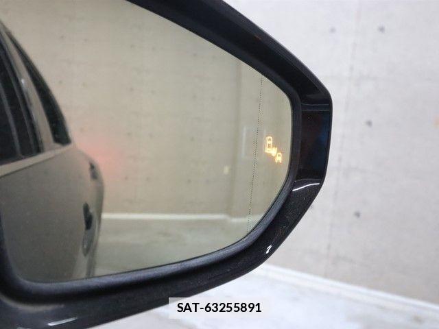 Lexus IS 2021-05 2962849-22