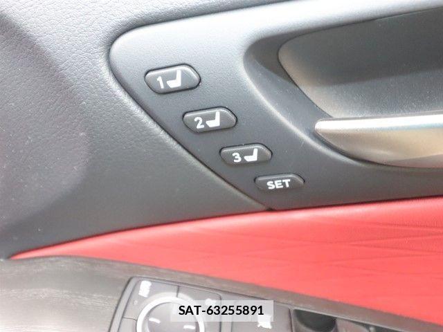 Lexus IS 2021-05 2962849-4
