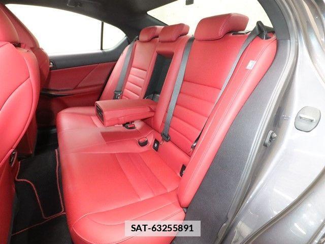 Lexus IS 2021-05 2962849-8