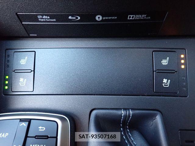 Lexus IS 2019-10 3066375-13