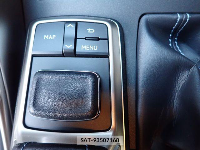 Lexus IS 2019-10 3066375-14