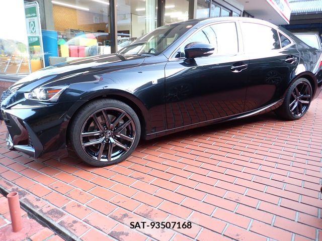 Lexus IS 2019-10 3066375-19