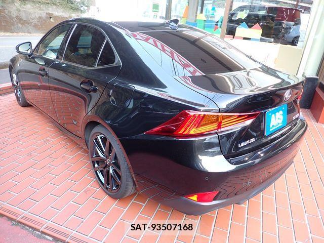 Lexus IS 2019-10 3066375-24