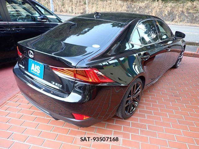 Lexus IS 2019-10 3066375-2